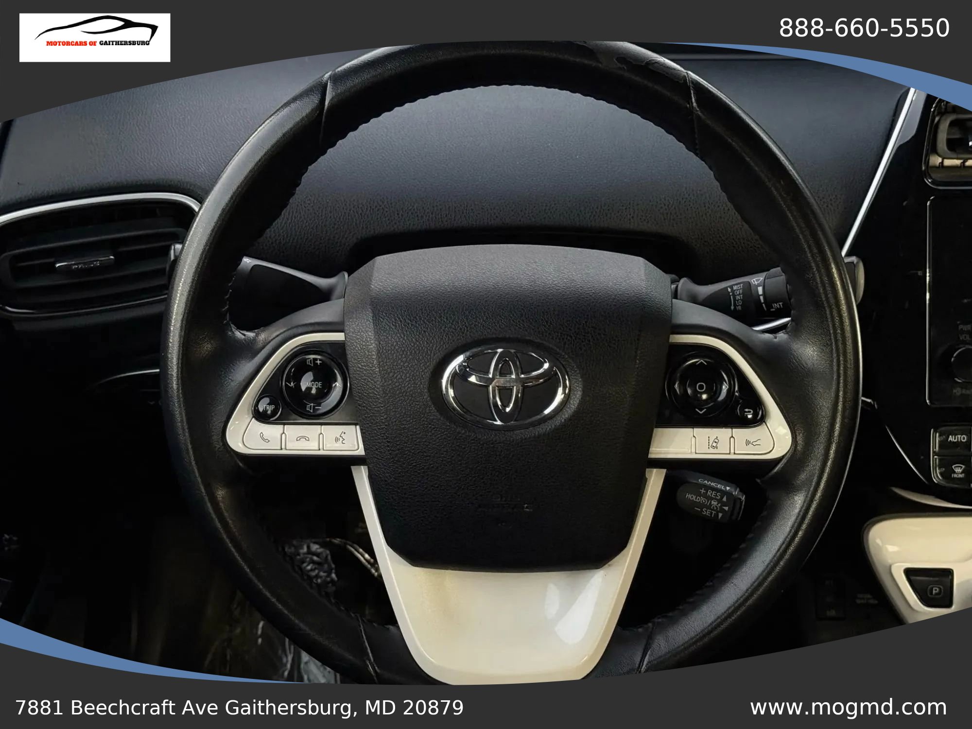 Used 2018 Toyota Prius Prime Plus w/ Carpet Mat Package image 31