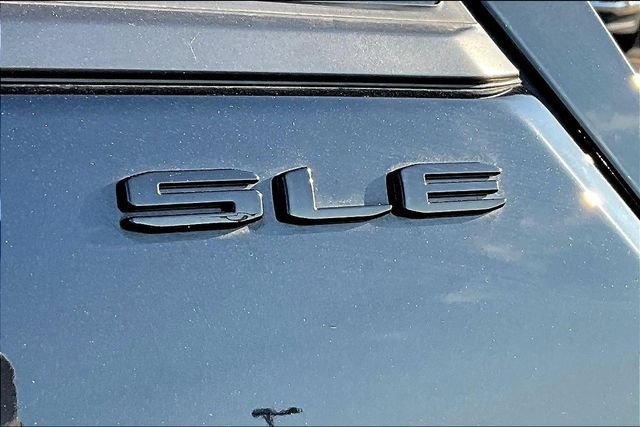 Used 2023 GMC Terrain SLE w/ Elevation Edition AWD/4WD image 23