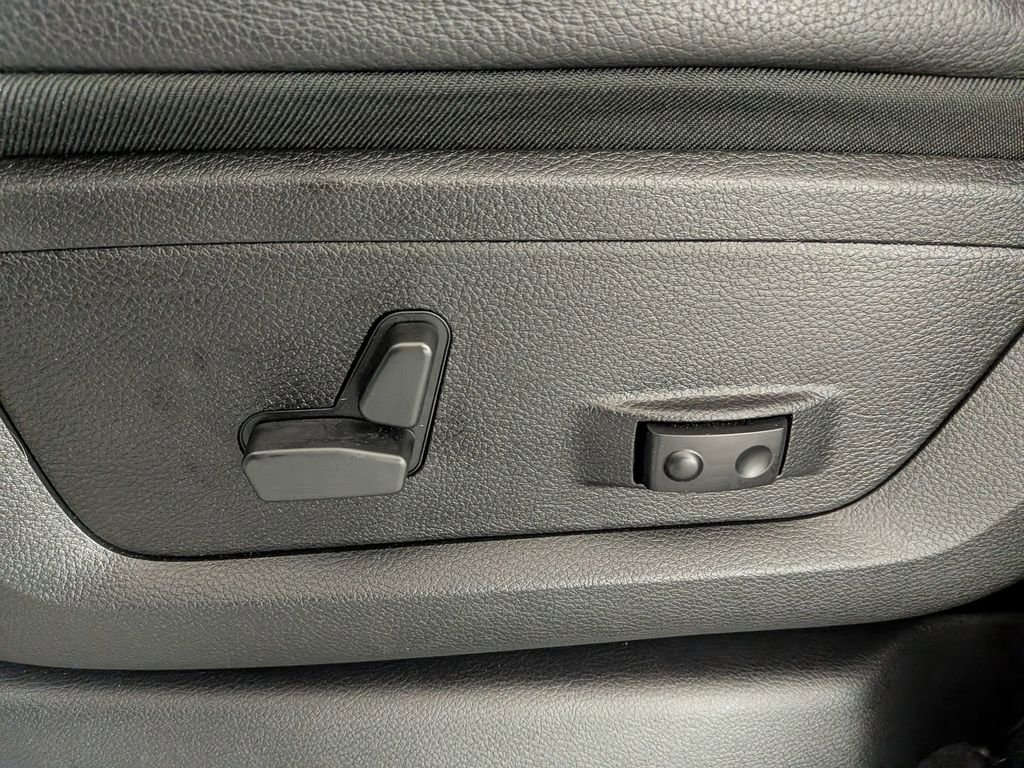 Certified 2023 RAM 3500 Limited image 21