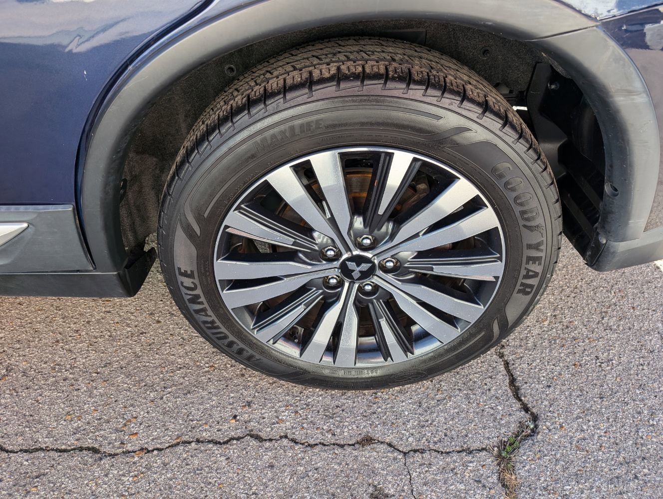 Used 2019 Mitsubishi Outlander ES image 27