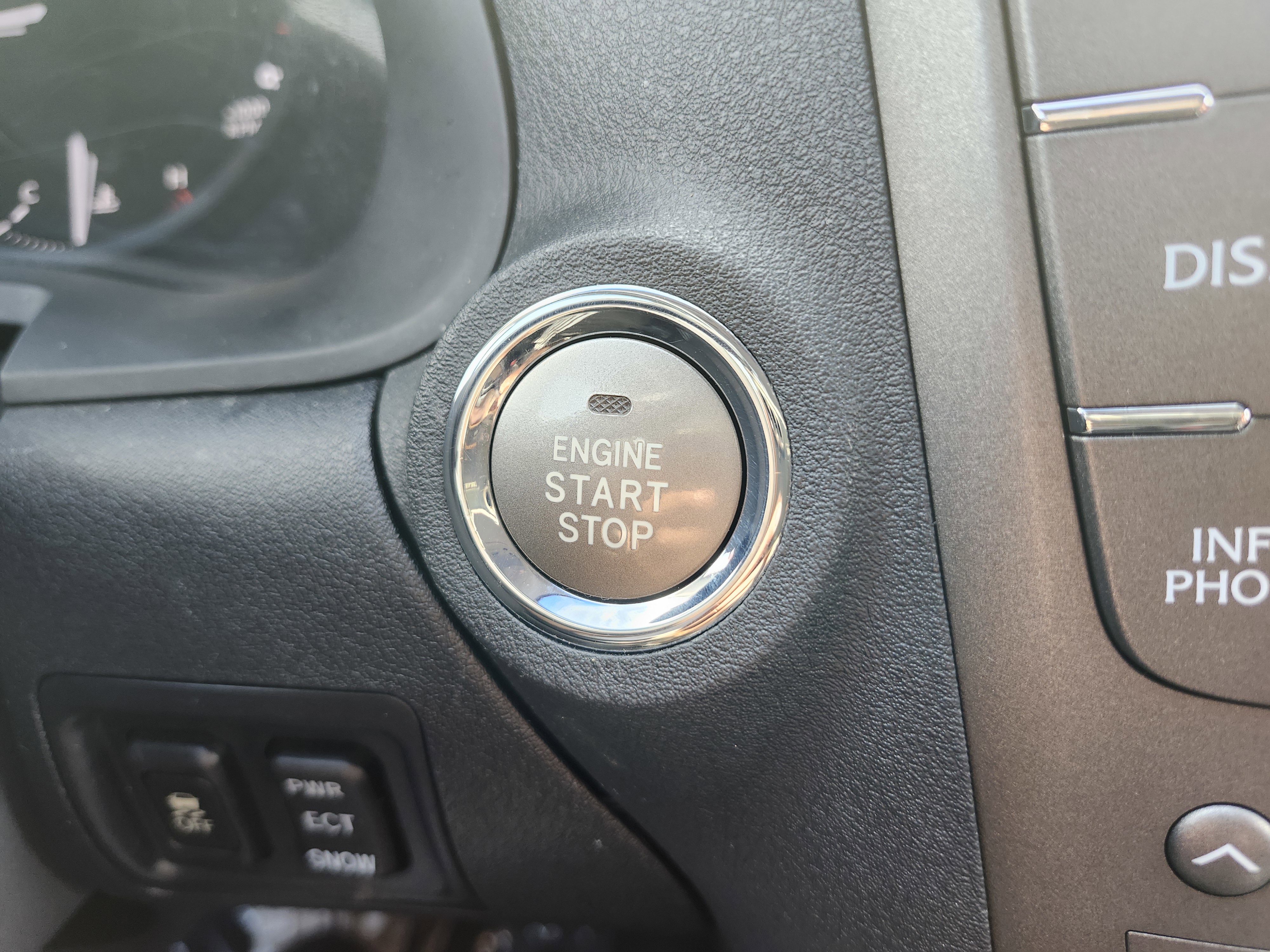 Used 2010 Lexus IS 350C image 9