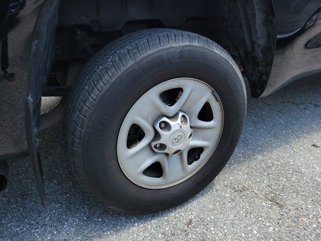 Used 2017 Toyota Tundra SR RWD image 6