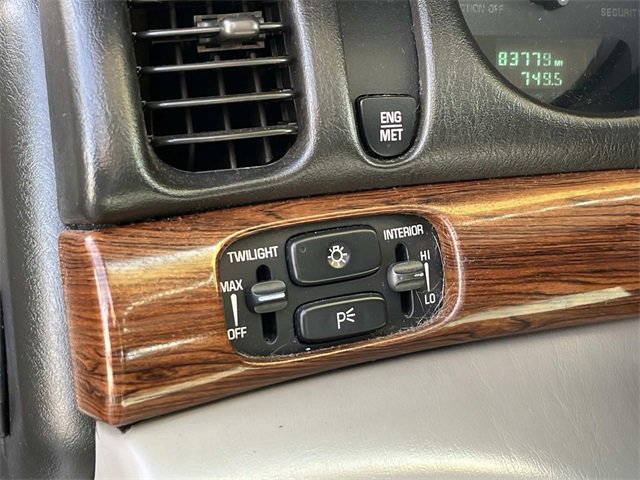 Used 2004 Buick Le Sabre Custom image 25