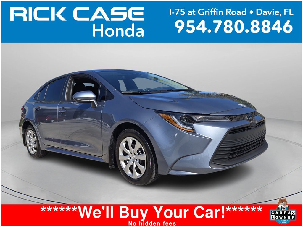 Used 2025 Toyota Corolla LE image 1