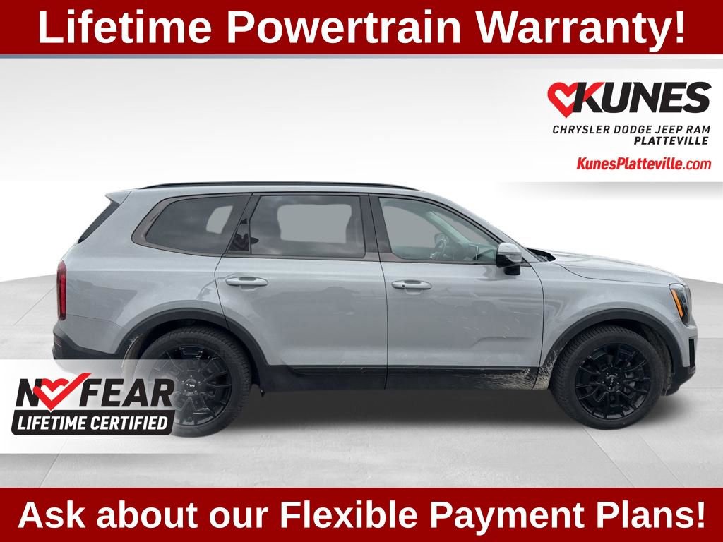 Used 2022 Kia Telluride SX w/ Nightfall Edition Package image 3