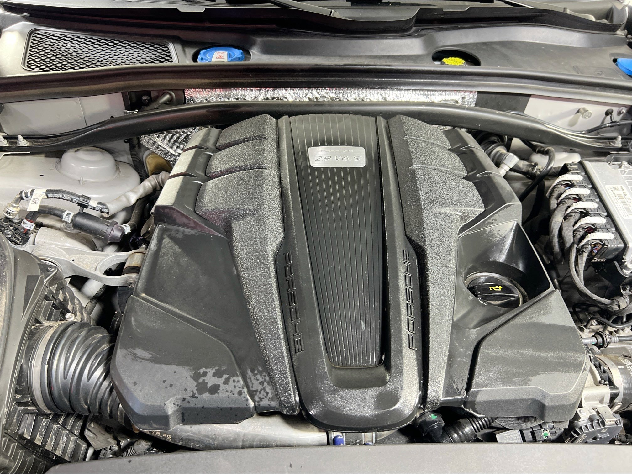 Used 2023 Porsche Macan S image 30
