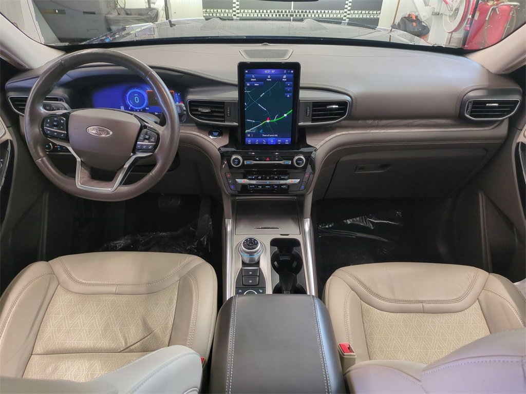 Used 2023 Ford Explorer Platinum w/ Technology Package image 34