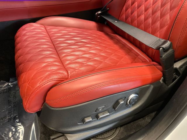 Used 2023 Genesis GV70 3.5T Sport w/ Sport Prestige Package image 16