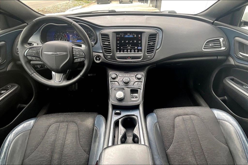 Used 2015 Chrysler 200 S w/ Navigation & Sound Group I image 15