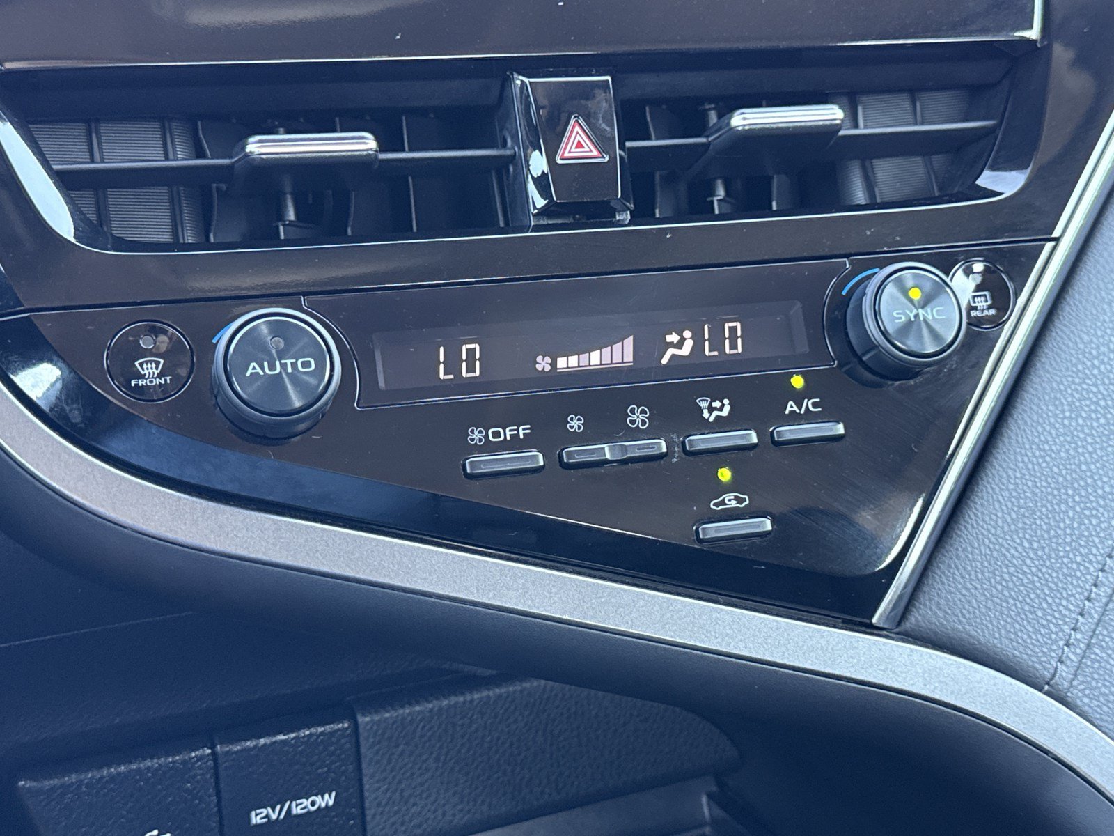 Used 2024 Toyota Camry LE FWD image 21