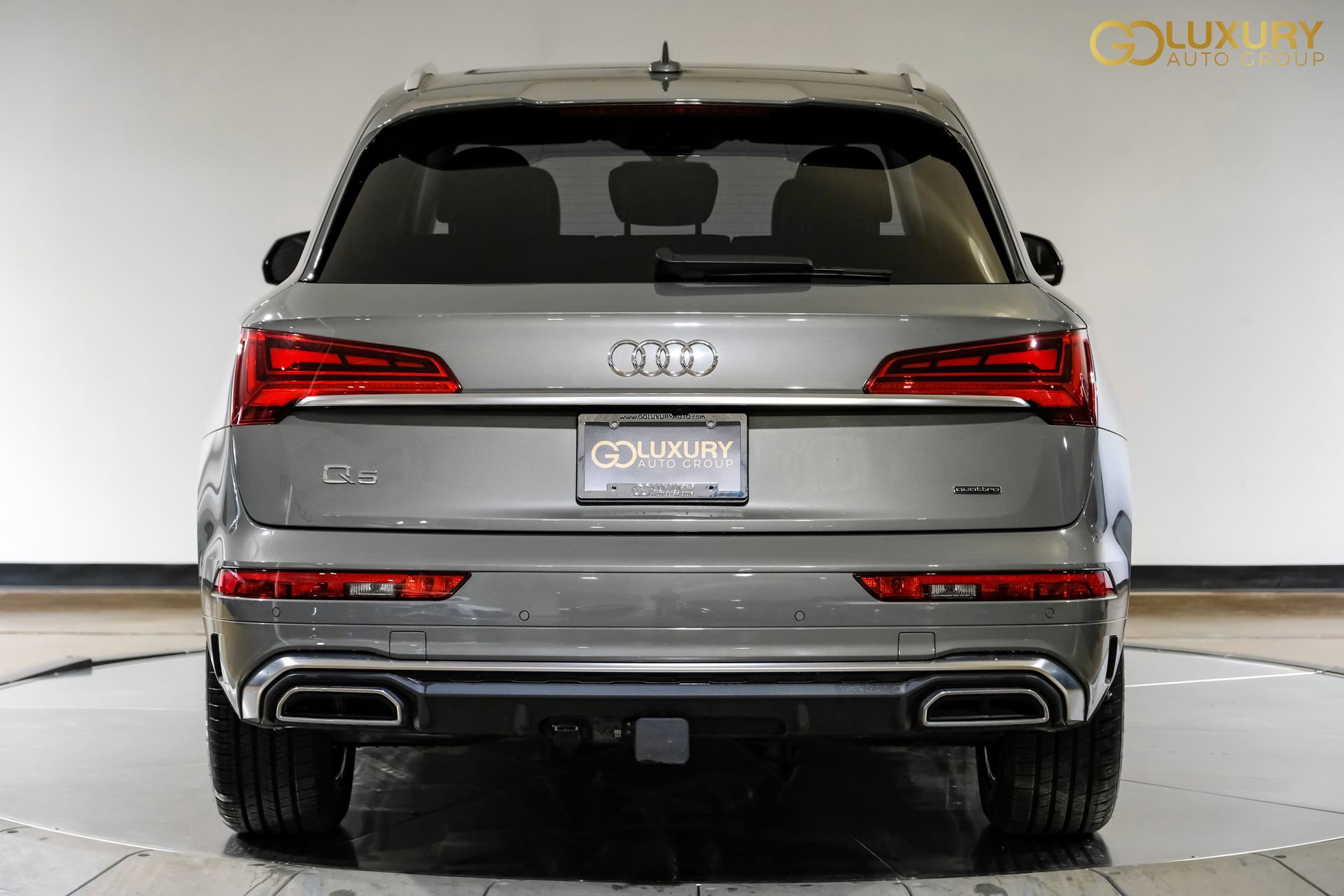 Used 2023 Audi Q5 2.0T Premium Plus w/ Premium Plus Package AWD/4WD image 11