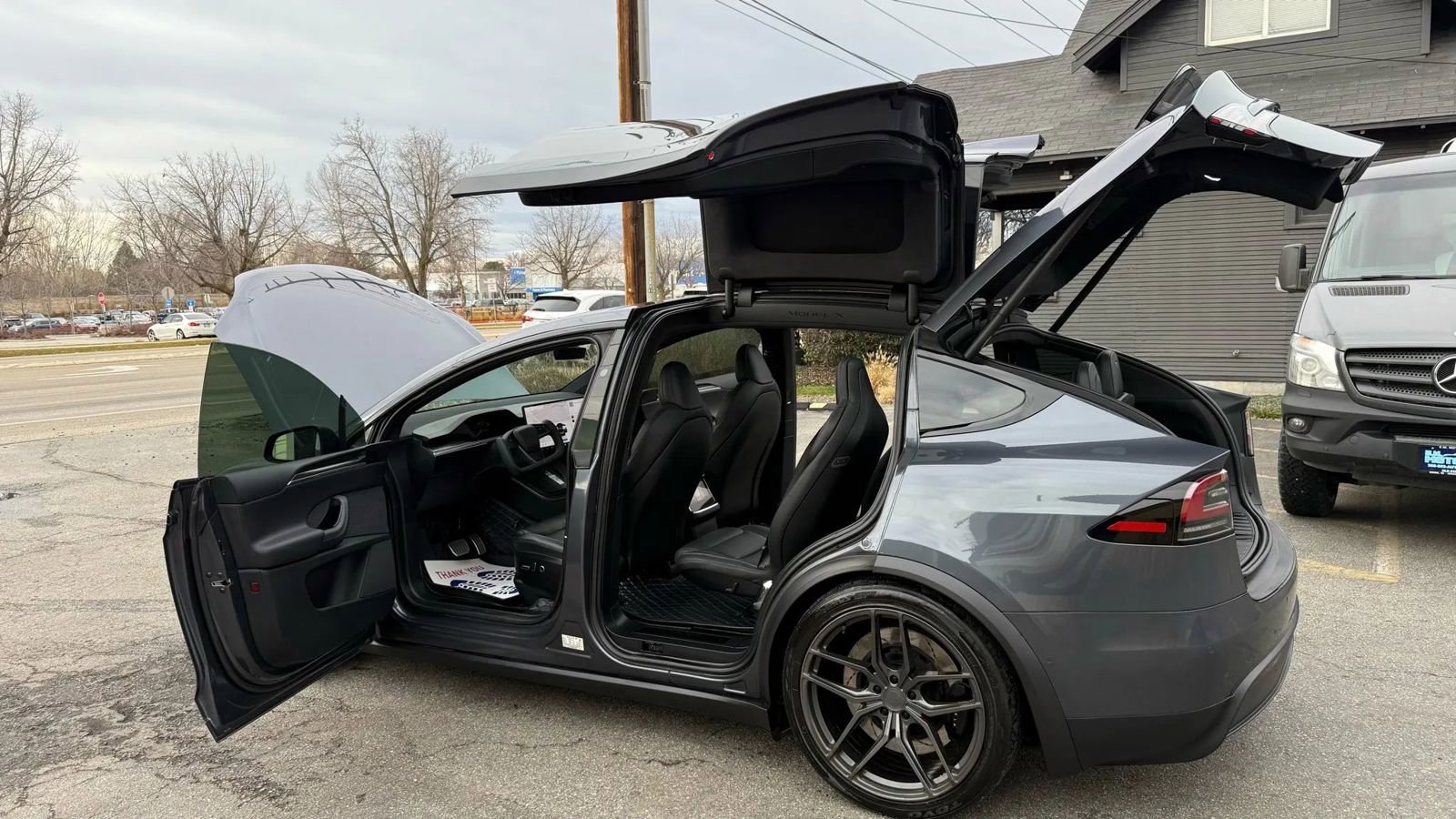 Used 2022 Tesla Model X Plaid image 20