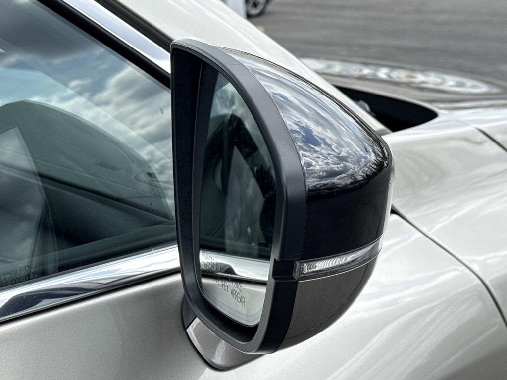 Used 2023 INFINITI QX60 Luxe w/ Cargo Package image 28