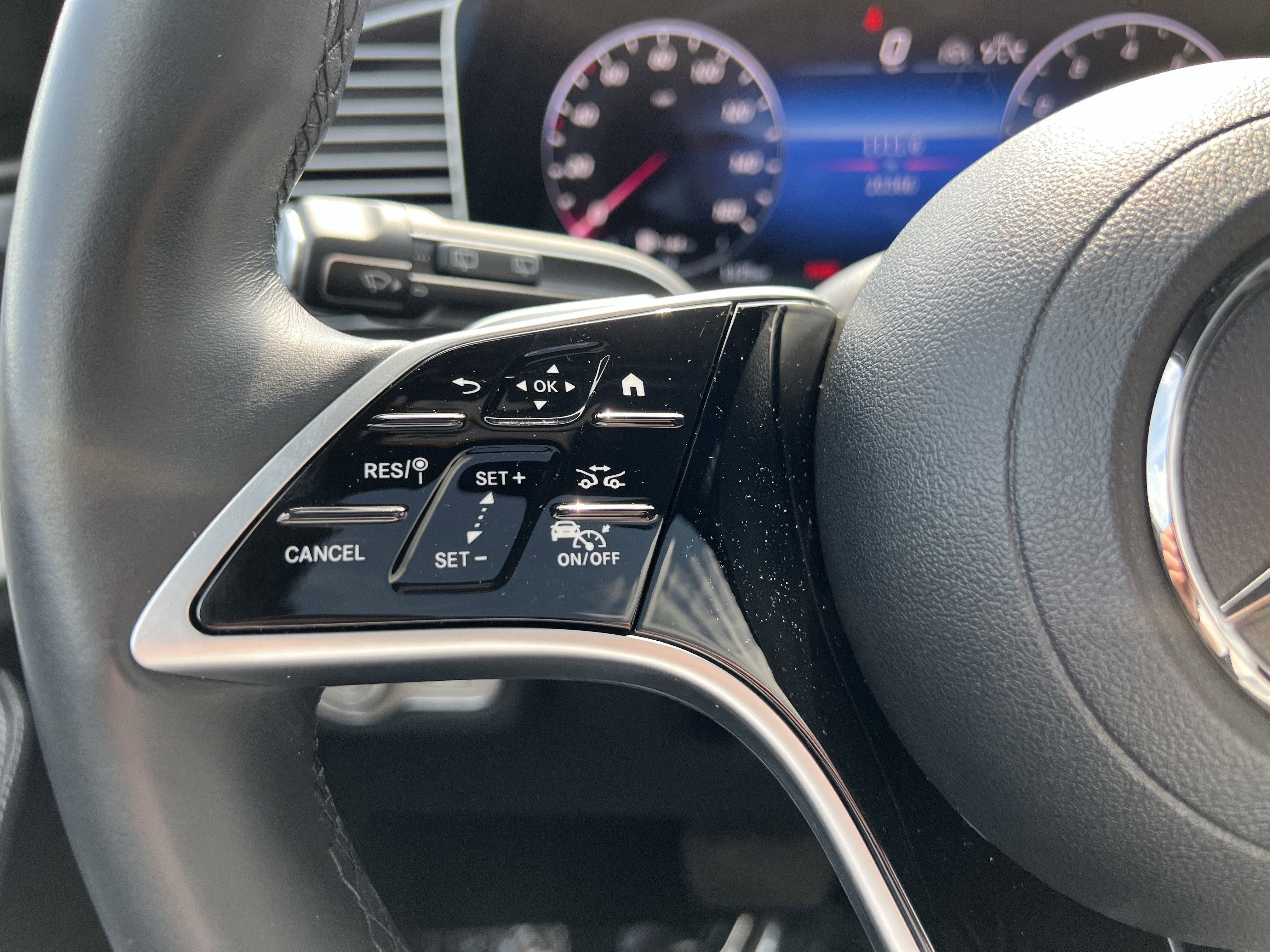 Certified 2024 Mercedes-Benz GLS 450 4MATIC image 19