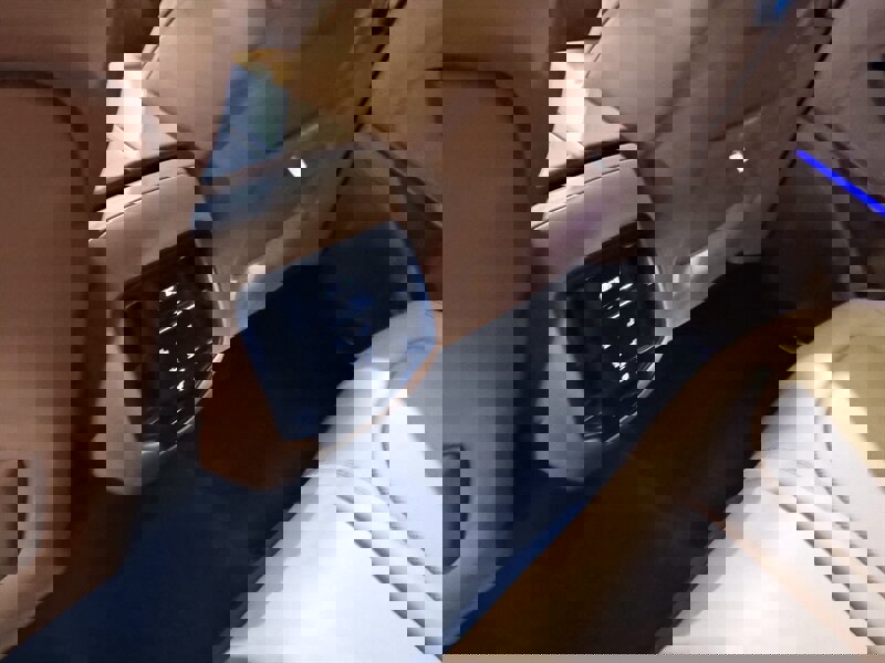 Used 2021 Aston Martin DBX image 27