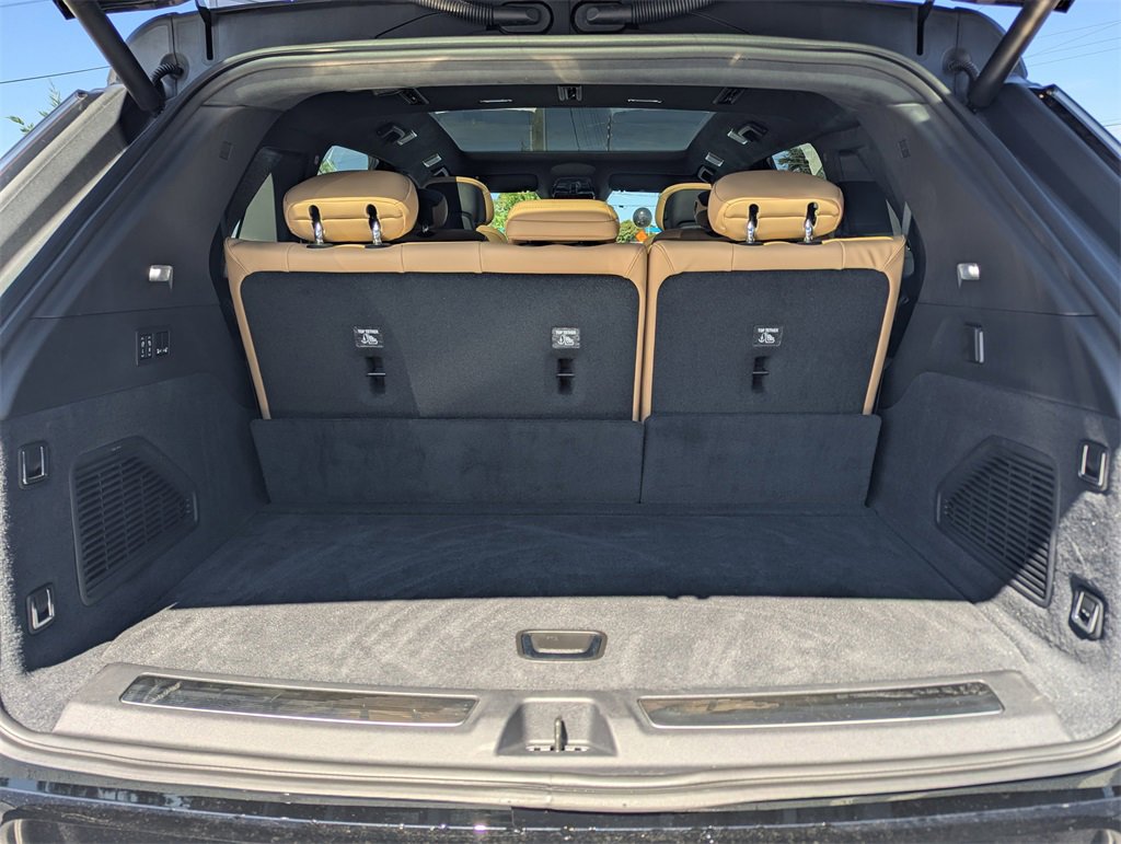 Used 2025 Cadillac Escalade IQ Sport 2 image 29