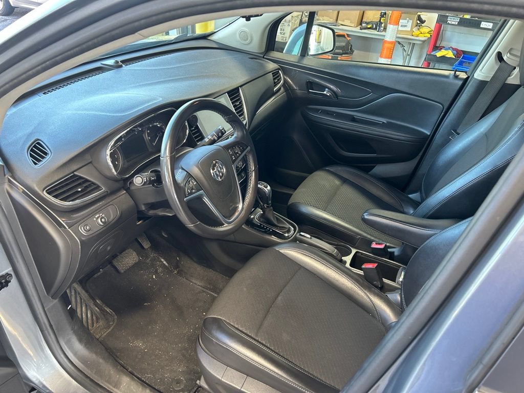 Used 2020 Buick Encore Preferred FWD image 3