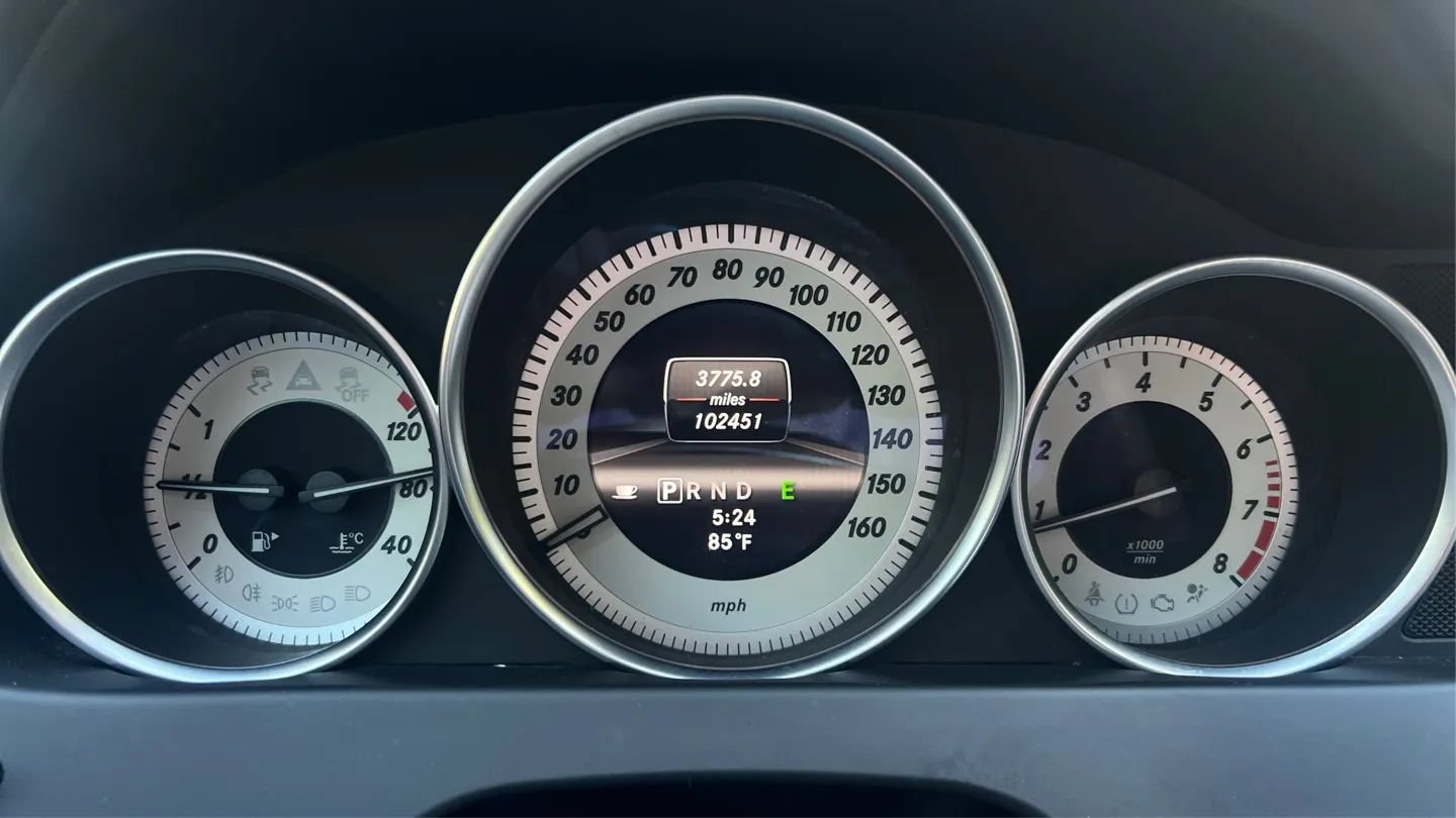 Used 2013 Mercedes-Benz C 250 Sedan image 18