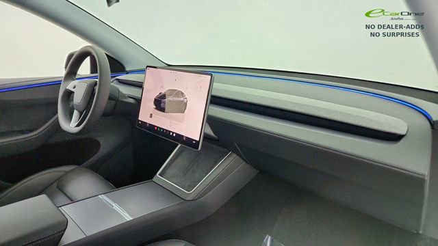Used 2026 Tesla Model Y 2WD image 18