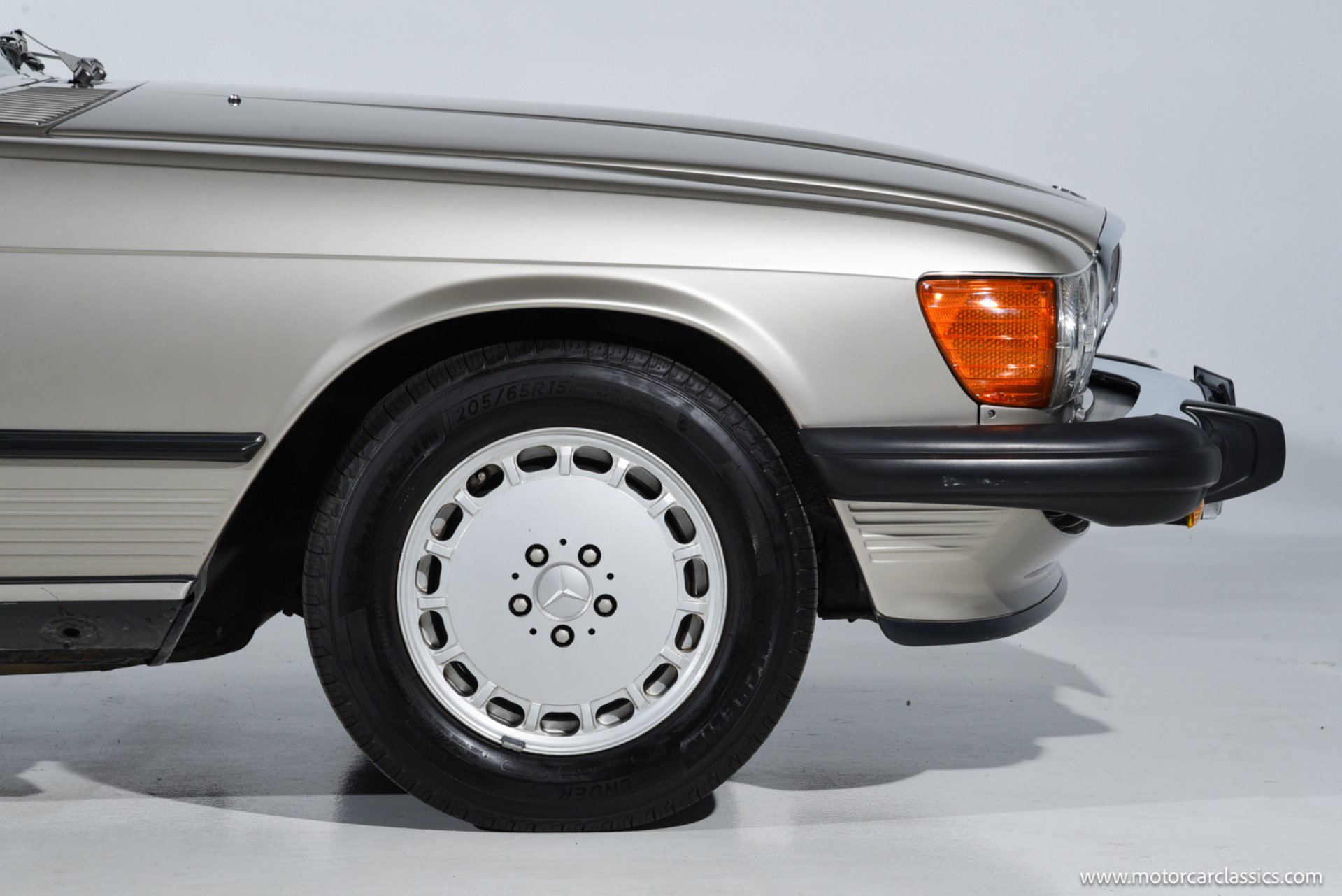 Used 1988 Mercedes-Benz 560 SL image 28