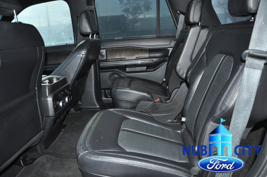 Used 2021 Ford Expedition Limited image 12