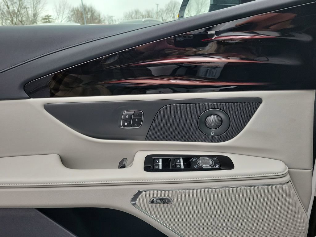 New 2026 Lincoln Nautilus Premier w/ Equipment Group 102A image 20