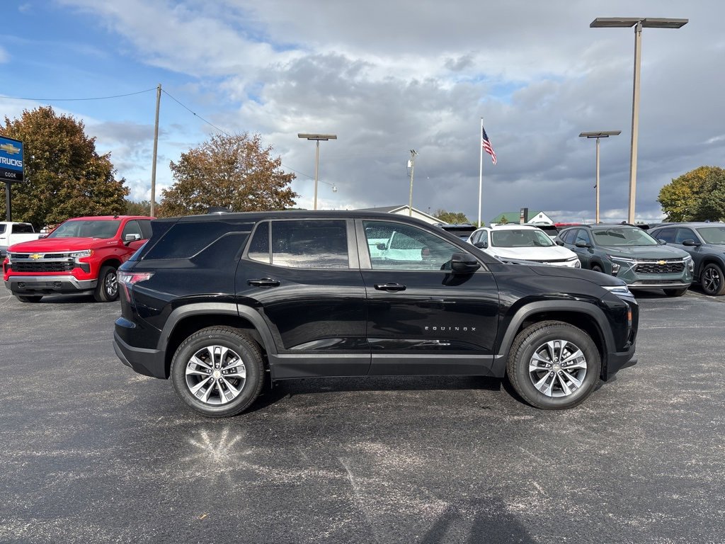 New 2026 Chevrolet Equinox LT w/ Convenience Package II image 3