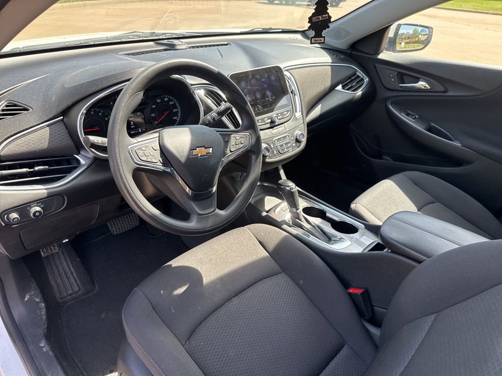 Used 2020 Chevrolet Malibu LT image 10