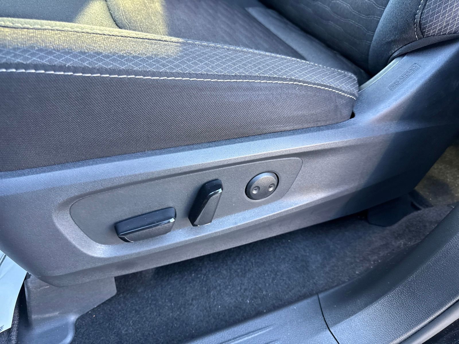 Certified 2024 Nissan Pathfinder SV image 21