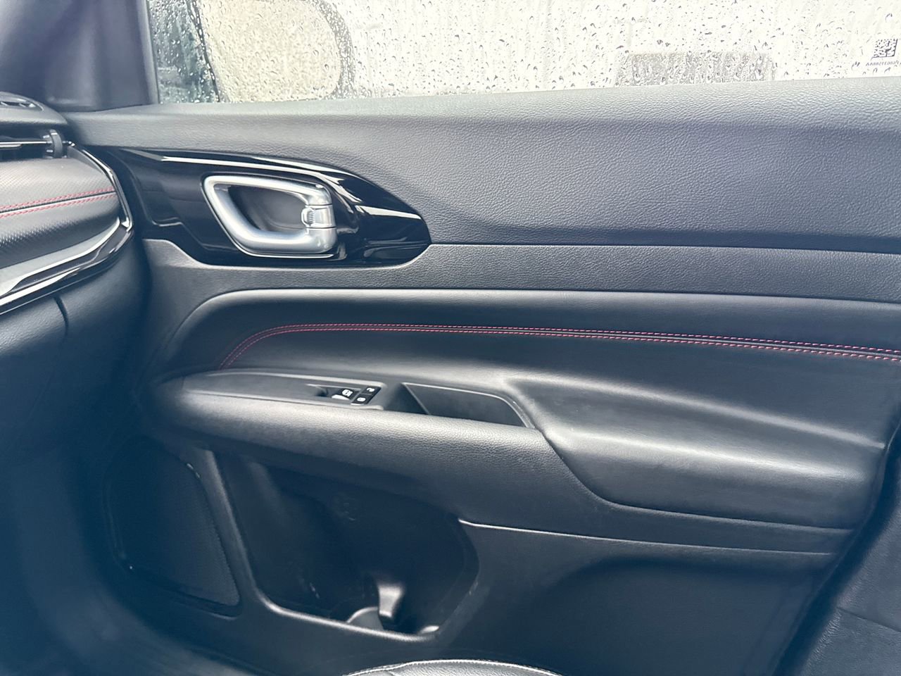 Used 2024 Jeep Compass Trailhawk w/ Trailer Tow Group image 20