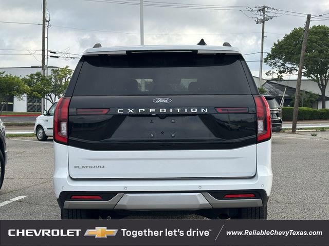 Used 2025 Ford Expedition Platinum AWD/4WD image 4