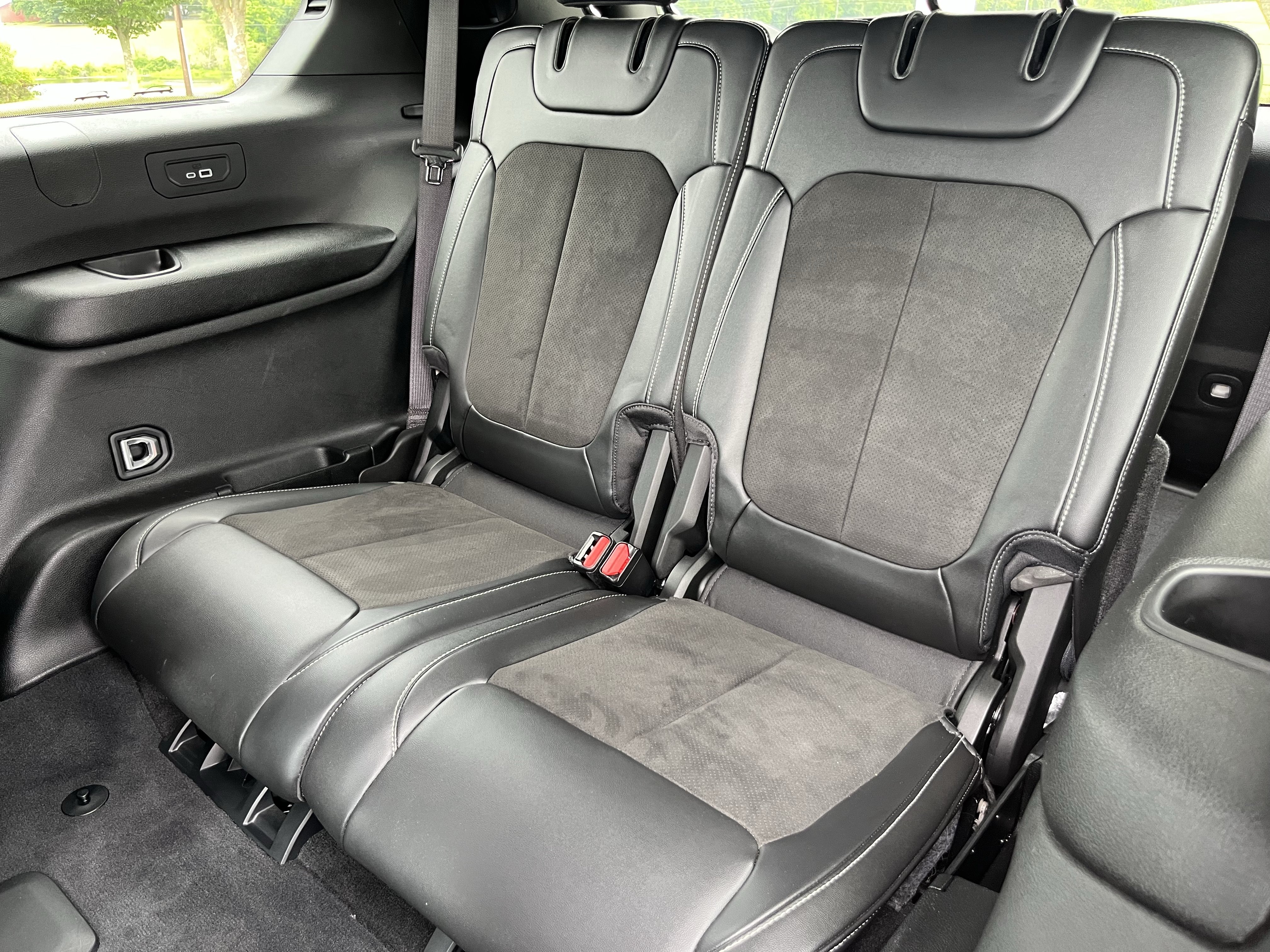 Used 2022 Jeep Grand Cherokee L Laredo AWD/4WD image 15