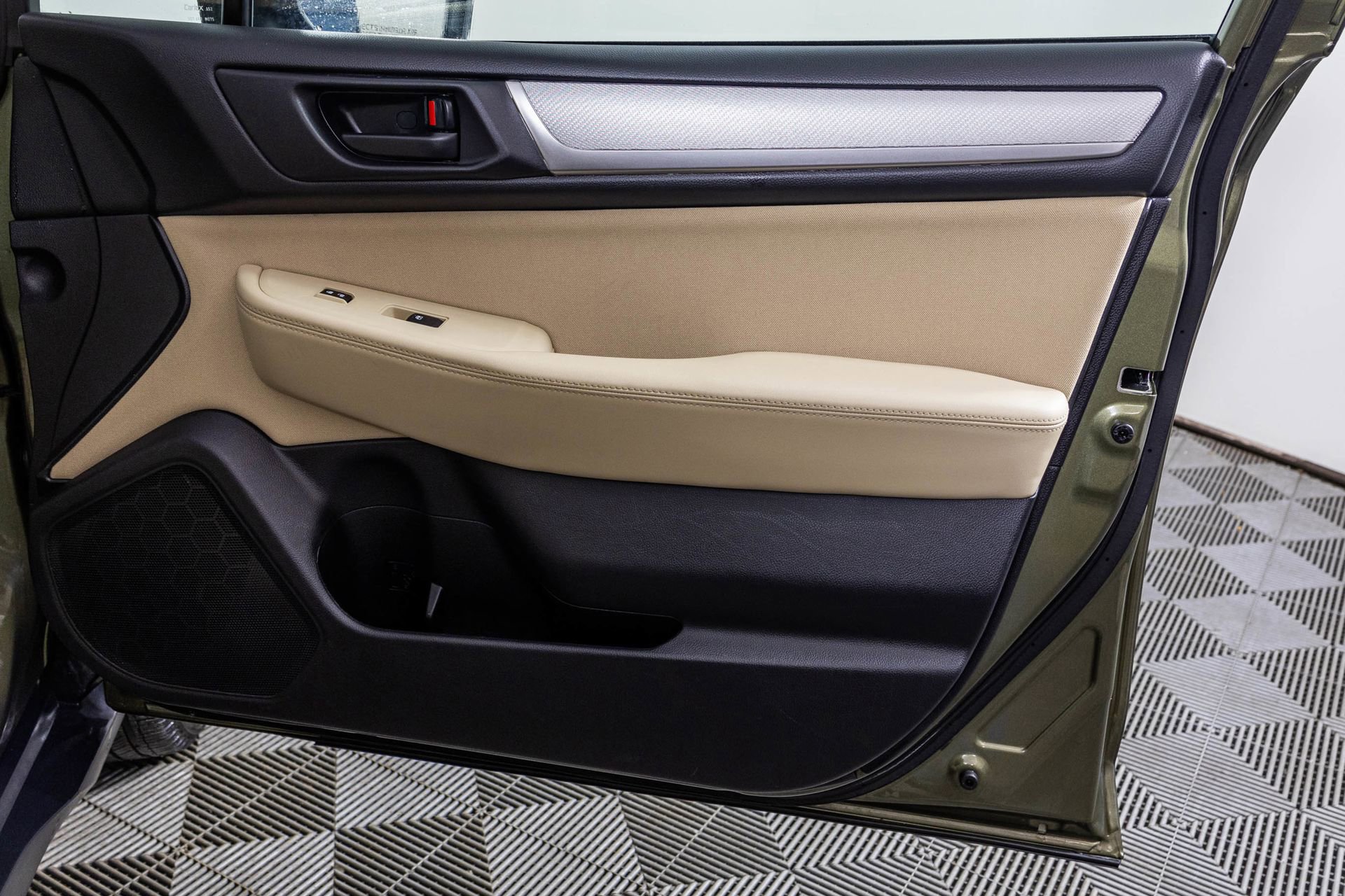 Used 2019 Subaru Outback 2.5i image 45