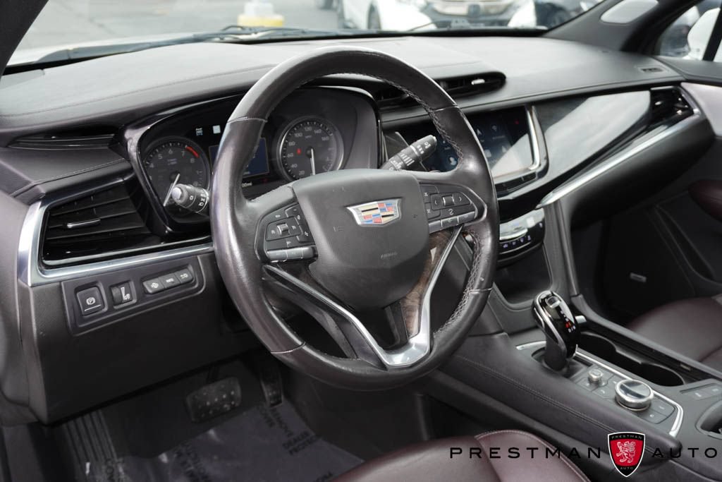 Used 2021 Cadillac XT6 Premium Luxury AWD/4WD image 31