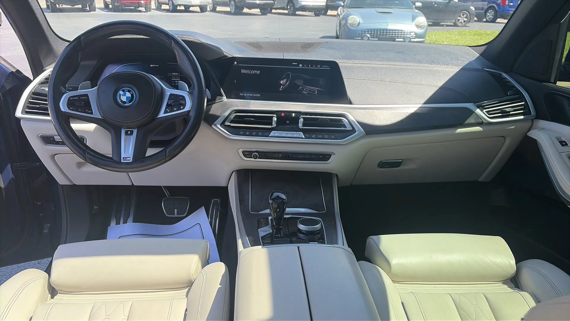 Used 2022 BMW X5 xDrive45e w/ M Sport Package AWD/4WD image 17