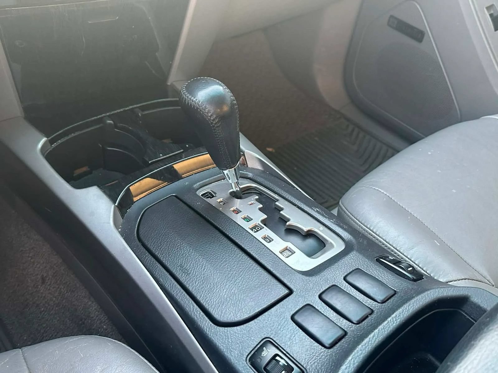 Used 2006 Toyota 4Runner Limited RWD image 25