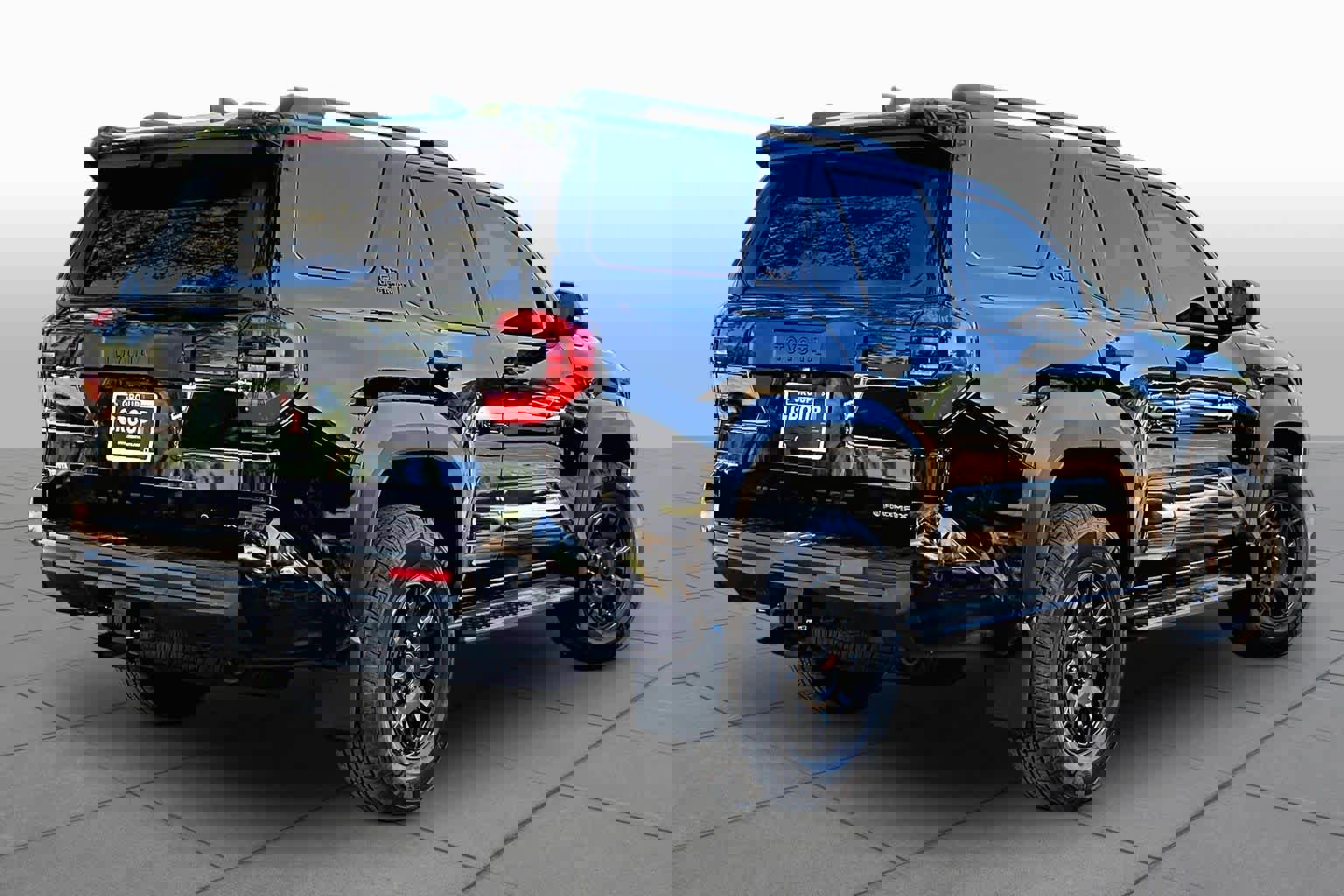 Used 2025 Toyota 4Runner TRD Off-Road Premium image 13