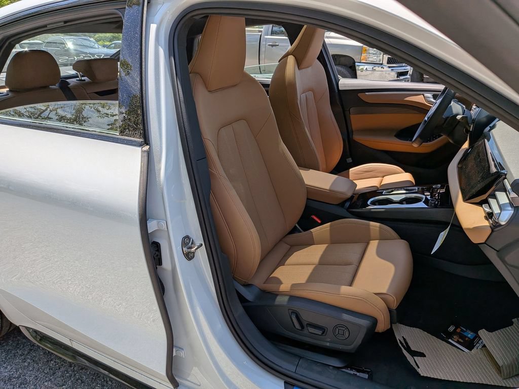 New 2026 Audi A6 Premium Plus AWD/4WD image 23