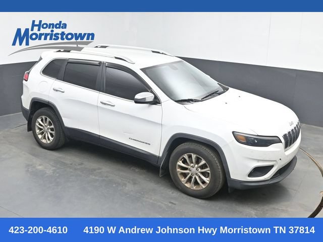 Used 2019 Jeep Cherokee Latitude w/ Popular Appearance Group FWD image 1