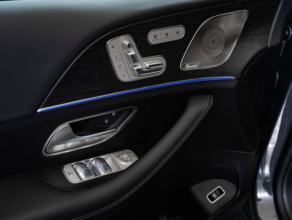 New 2026 Mercedes-Benz GLS 450 4MATIC image 29