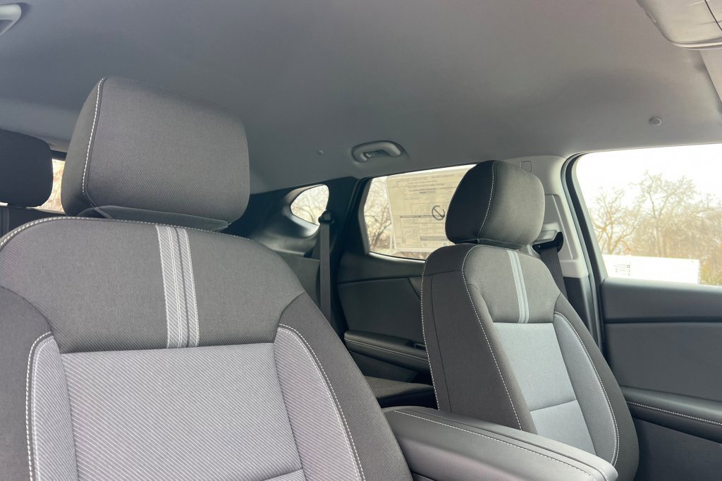 New 2026 Chevrolet Blazer LT w/ Convenience Package image 14