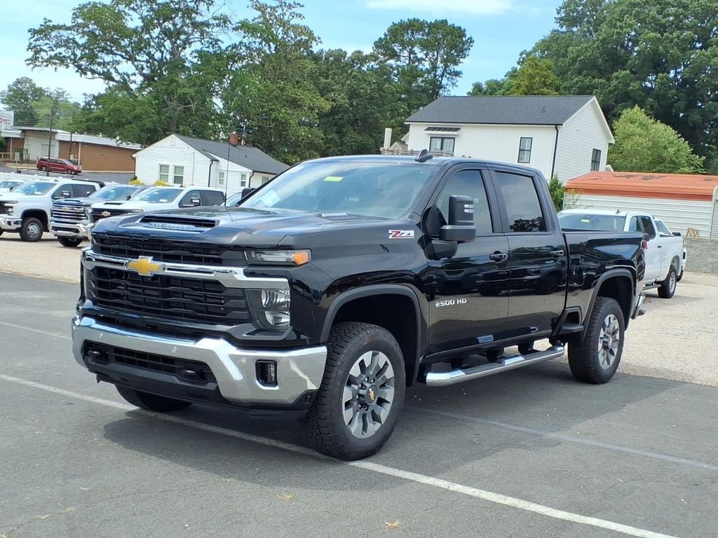 New 2026 Chevrolet Silverado 2500 LT w/ All Star Edition AWD/4WD image 3