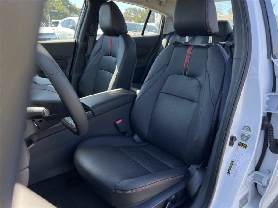 New 2027 Nissan Sentra SR w/ SR Premium Package FWD image 7
