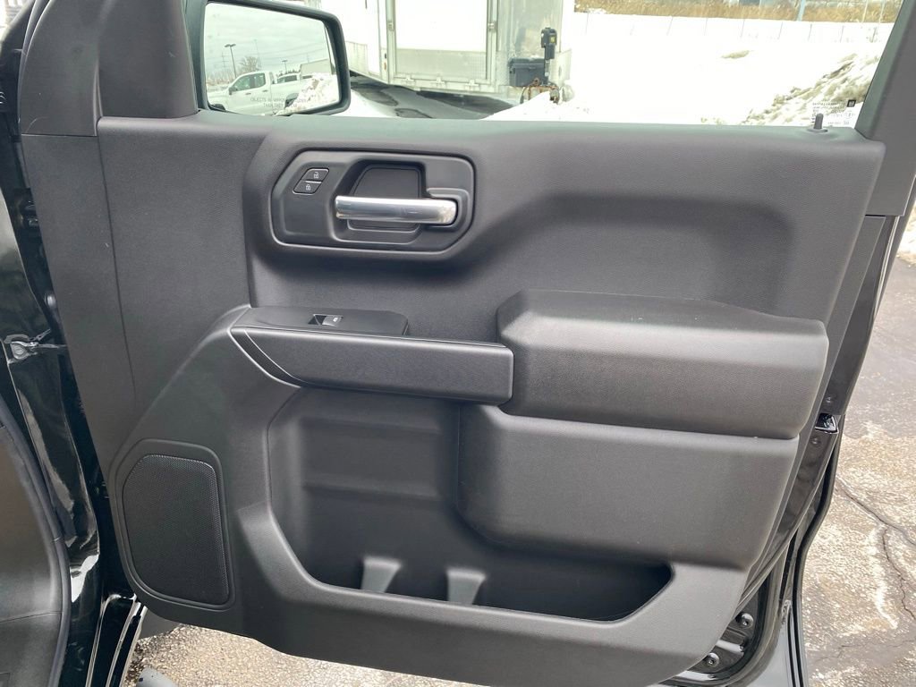 New 2026 Chevrolet Silverado 1500 Custom w/ Turbomax Blackout Package image 19