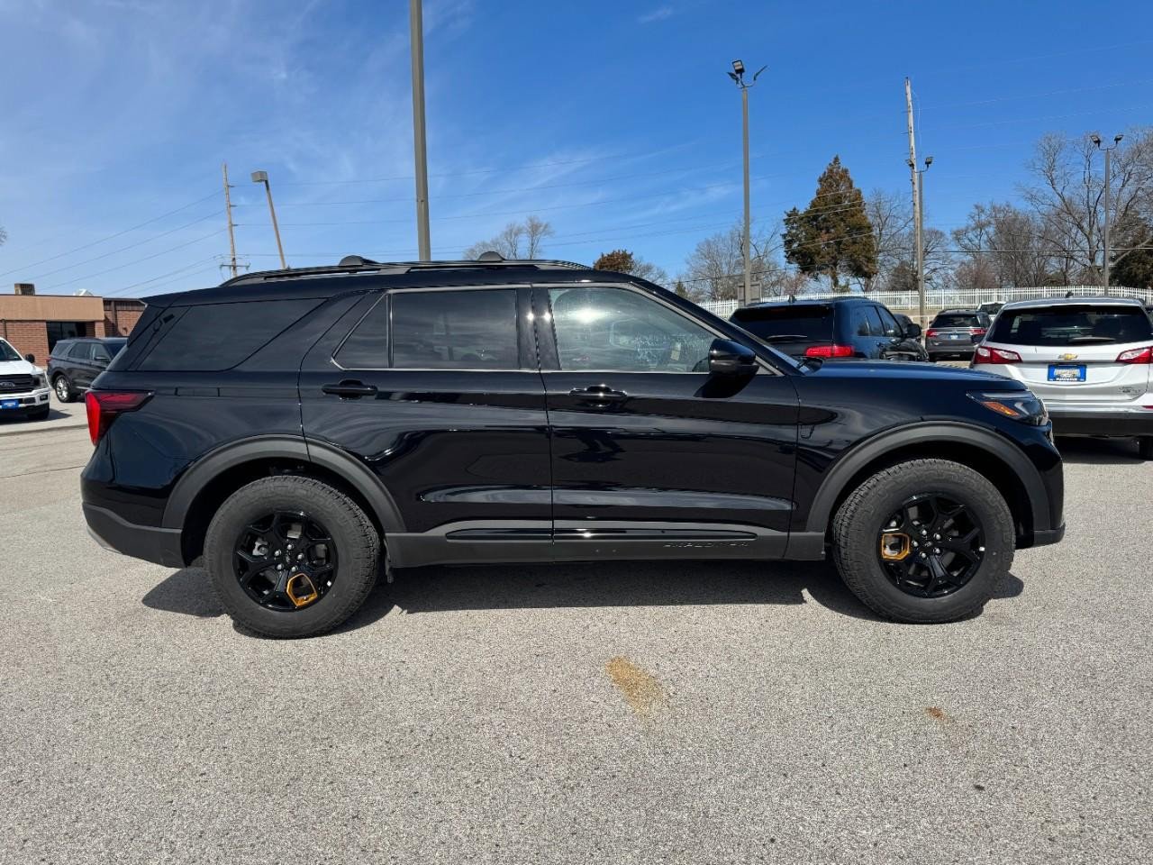 Used 2026 Ford Explorer Tremor w/ Tremor Ultimate Package image 2