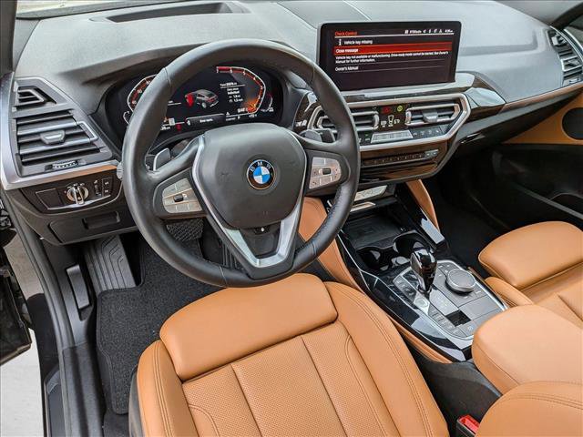 Used 2025 BMW X4 xDrive30i image 10