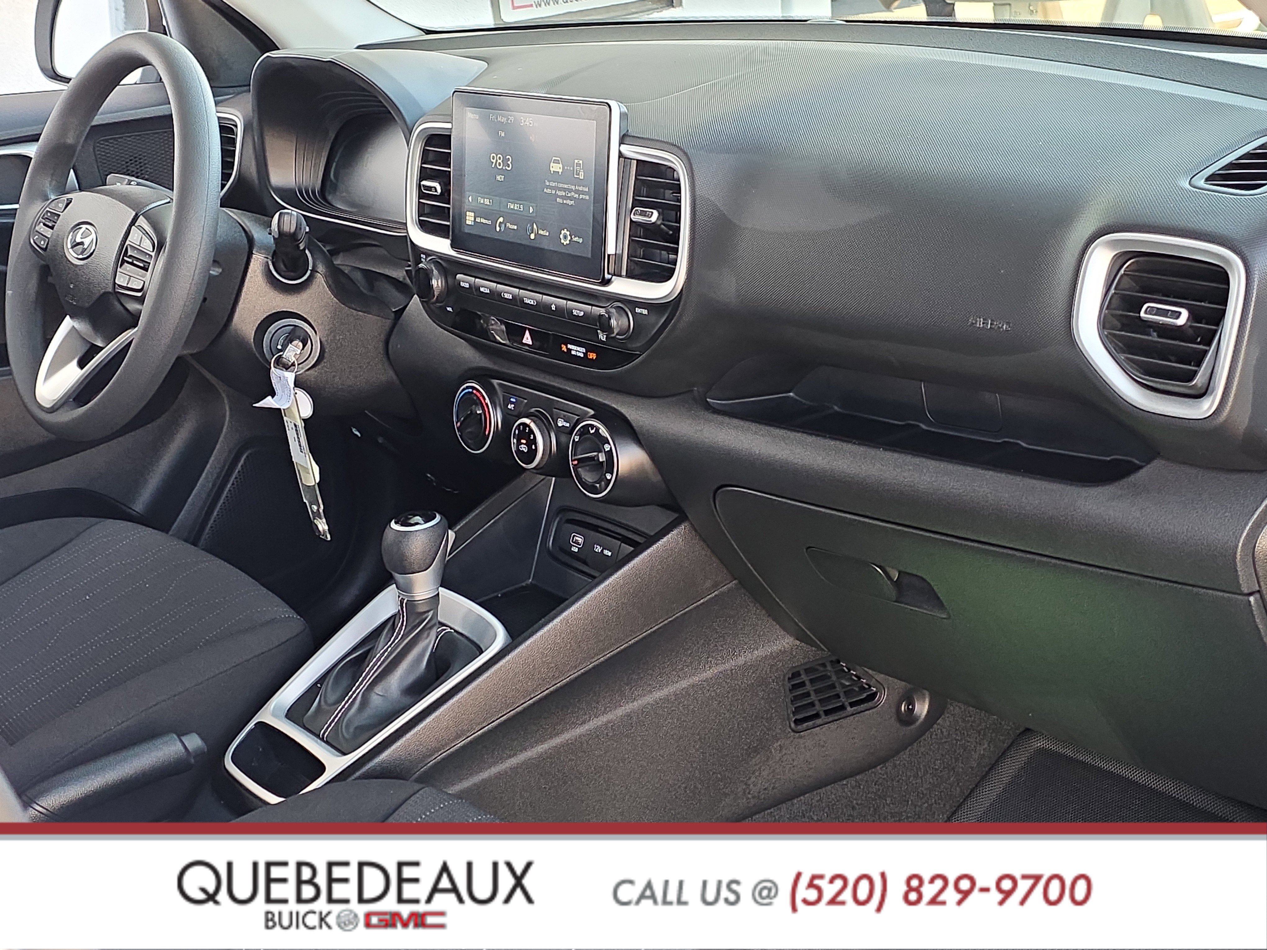 Used 2026 Hyundai Venue SE FWD image 28