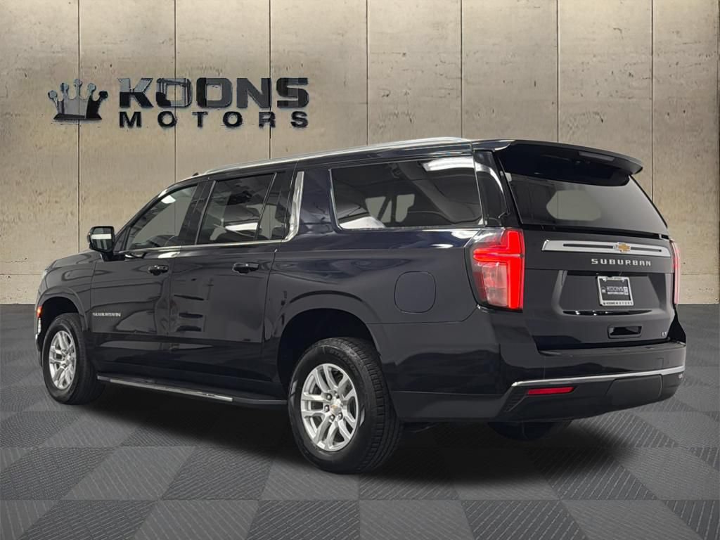 Used 2024 Chevrolet Suburban LT AWD/4WD image 6