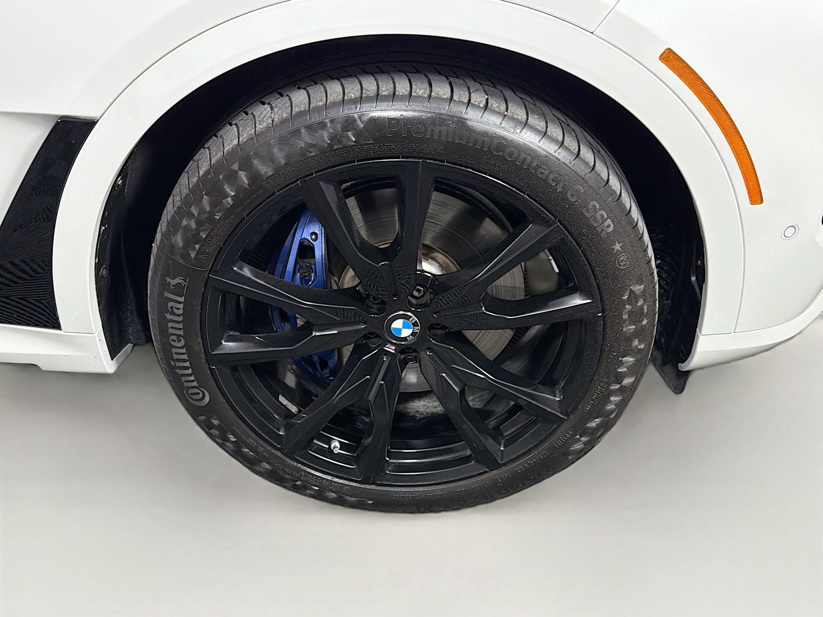 Used 2025 BMW X7 xDrive40i w/ Executive Package image 35