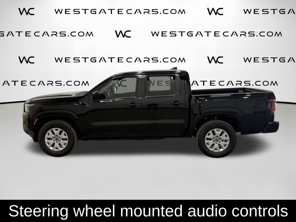 Used 2023 Nissan Frontier SV image 5